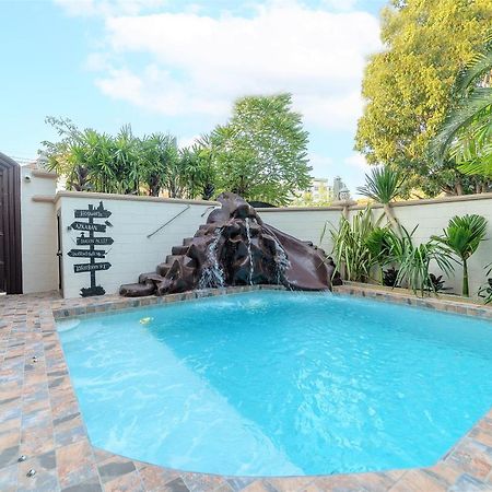 Potterland Luxury Pool Villa Pattaya Walking Street 6 Bedrooms エクステリア 写真