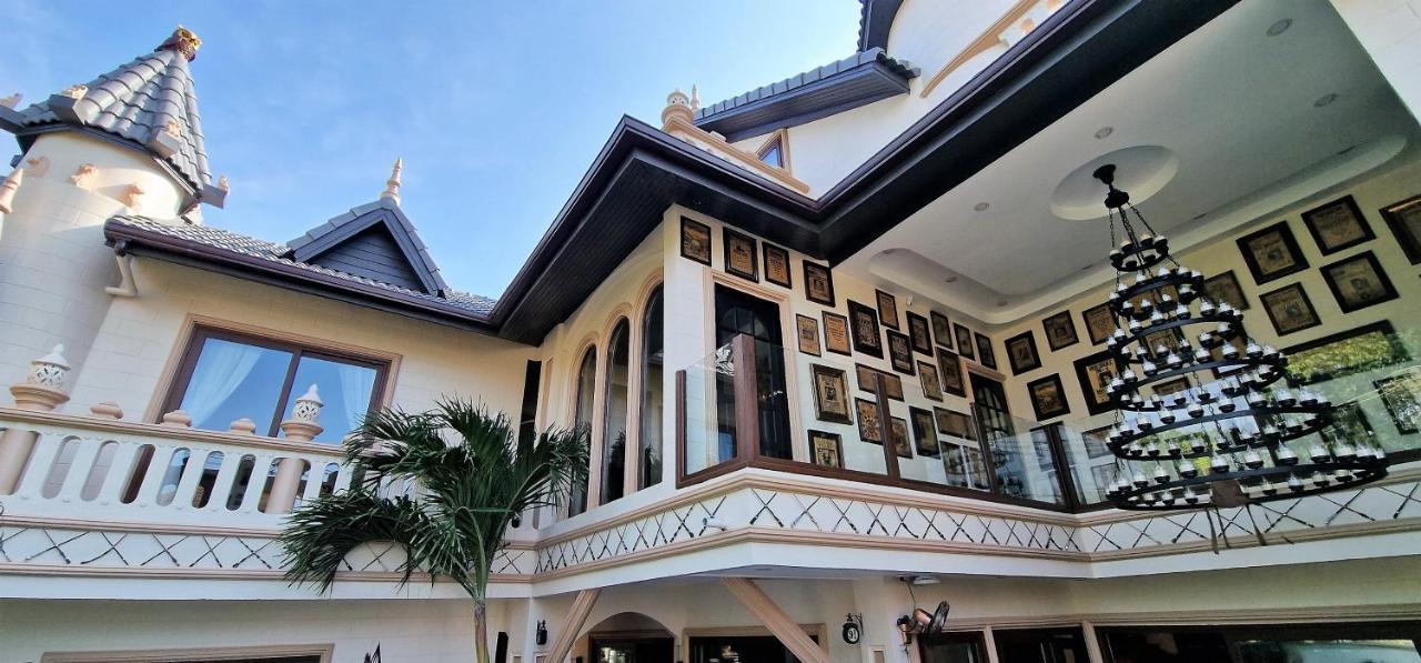 Potterland Luxury Pool Villa Pattaya Walking Street 6 Bedrooms エクステリア 写真