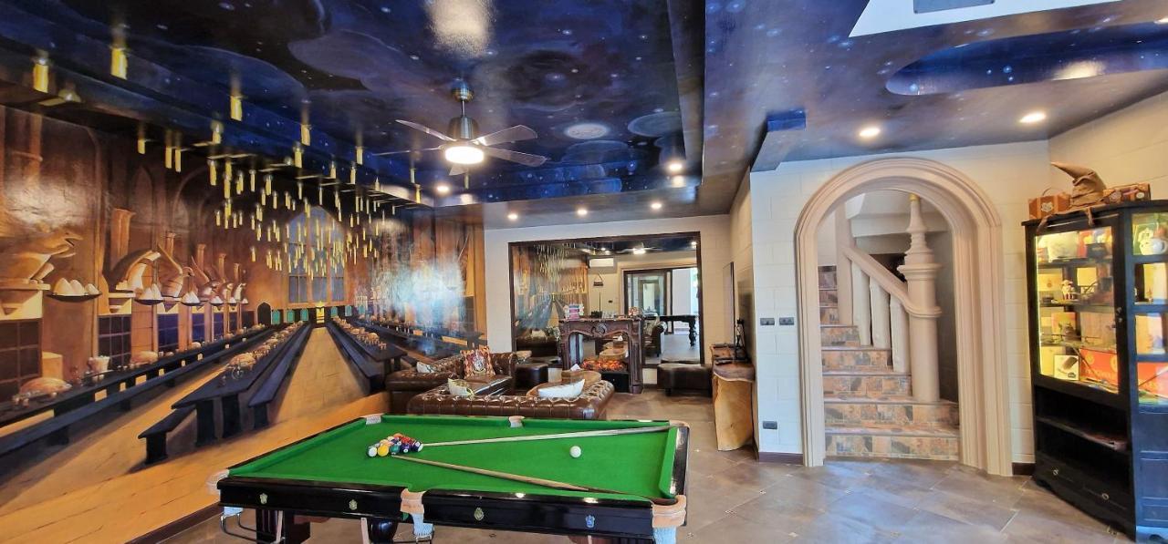 Potterland Luxury Pool Villa Pattaya Walking Street 6 Bedrooms エクステリア 写真