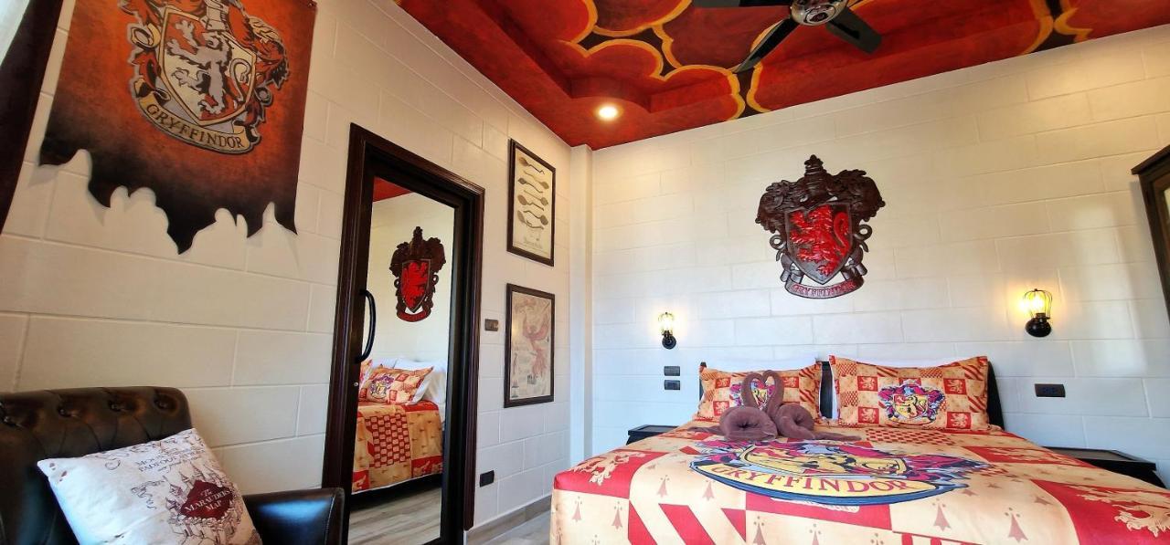 Potterland Luxury Pool Villa Pattaya Walking Street 6 Bedrooms エクステリア 写真