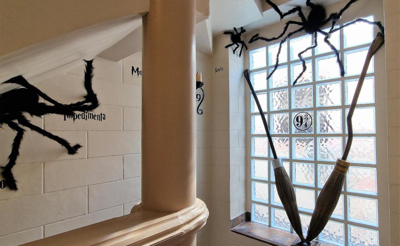Potterland Luxury Pool Villa Pattaya Walking Street 6 Bedrooms エクステリア 写真