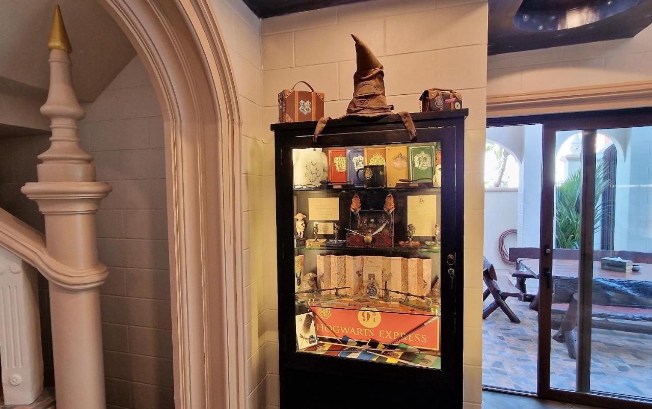 Potterland Luxury Pool Villa Pattaya Walking Street 6 Bedrooms エクステリア 写真