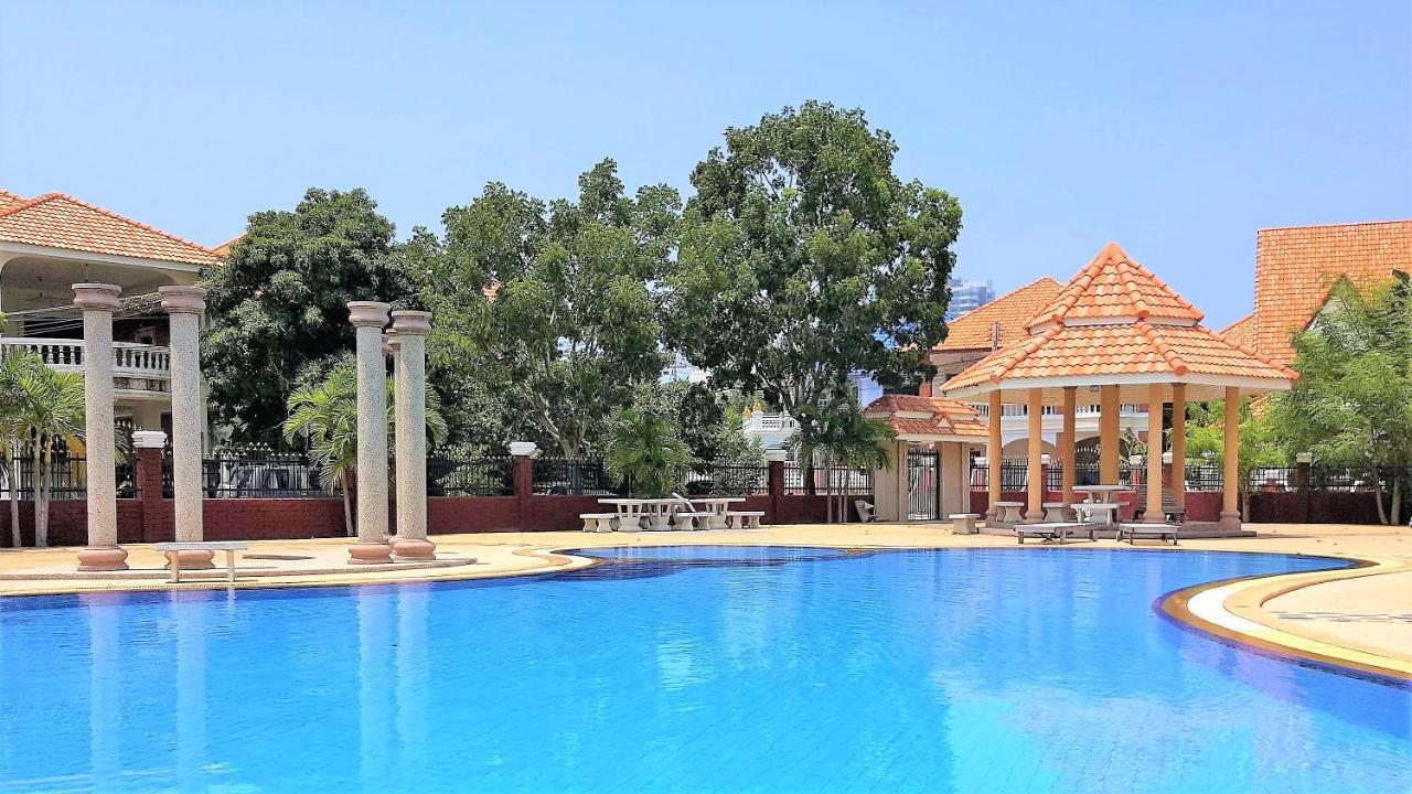 Potterland Luxury Pool Villa Pattaya Walking Street 6 Bedrooms エクステリア 写真
