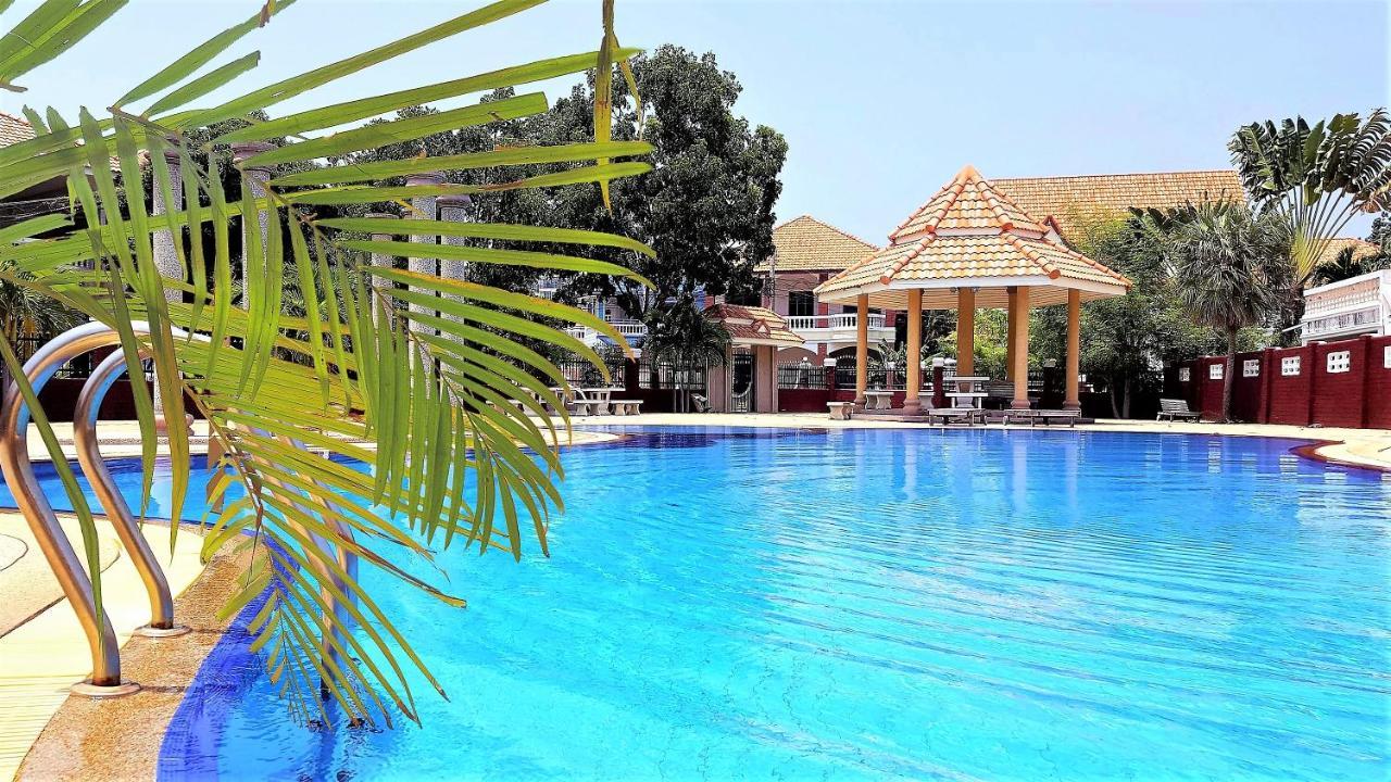 Potterland Luxury Pool Villa Pattaya Walking Street 6 Bedrooms エクステリア 写真